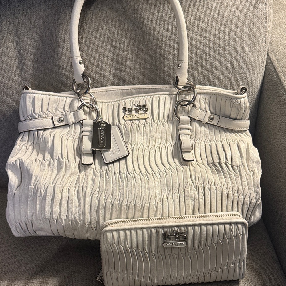 Coach Pleated White Shoulder Bag and Wallet